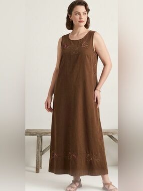 Erika Brown Embroidered Sleeveless Maxi Dress vintage